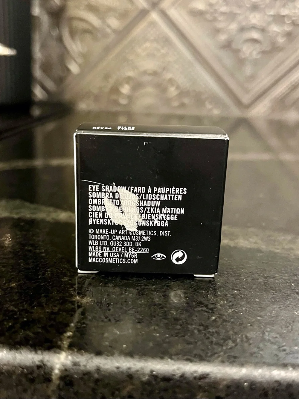 MAC Cosmetics Single Eyeshadow - Shell Peach- satin eyeshadow